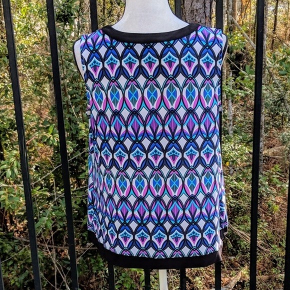 Geo print blouse- sale! - Picture 2 of 4
